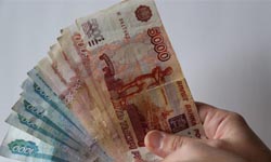 Рекомендуется хранить деньги в рублях