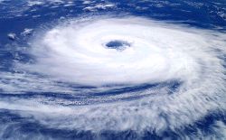 Почему в Тихом Океане возникает так много тайфунов?